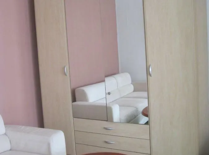 Vanka Apartment *